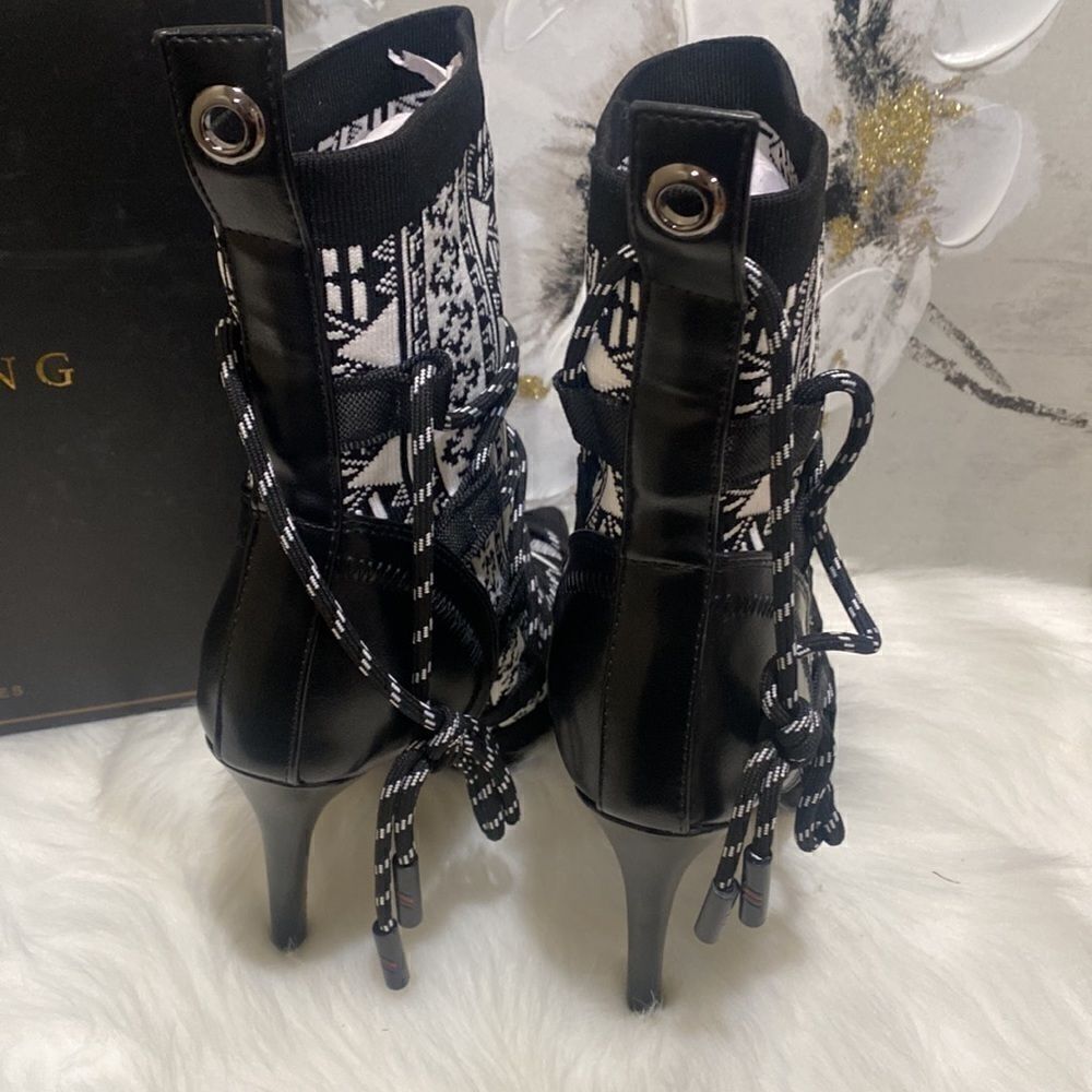 Stiletto Bootie Size 7.5 - Color- Black- White - Picture 5 of 6